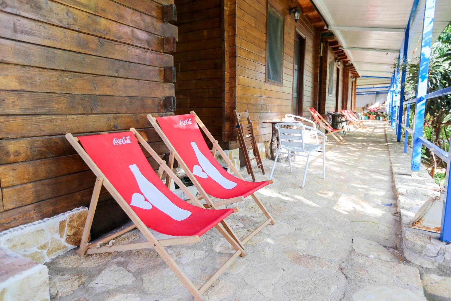 Holiwood Motel ฮีมาเรอ ภายนอก รูปภาพ