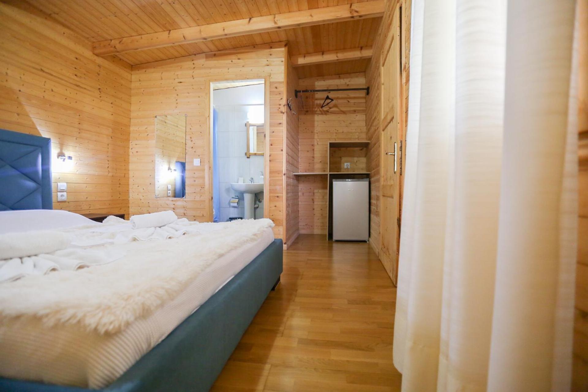 Holiwood Motel ฮีมาเรอ ภายนอก รูปภาพ